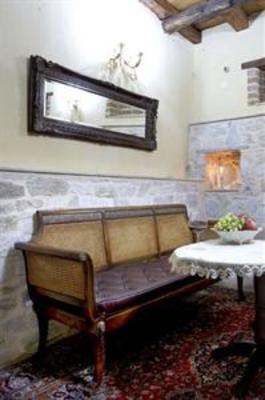 фото отеля Kokkino Spiti