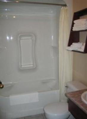 фото отеля Motel Auberge Du Ruisseau