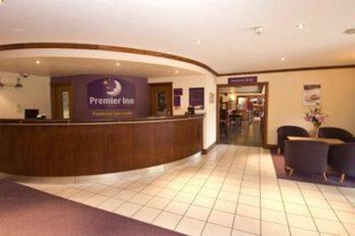 фото отеля Premier Inn Gatwick East Crawley