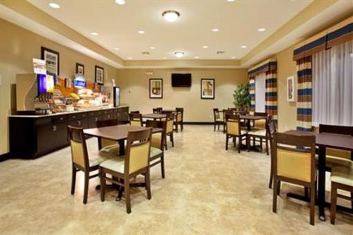 фото отеля Holiday Inn Express Eunice