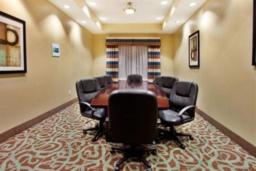 фото отеля Holiday Inn Express Eunice