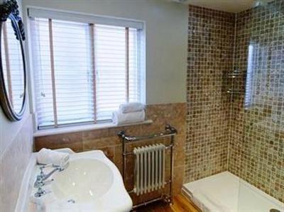 фото отеля White Hart Hotel Nettlebed
