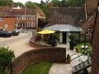 фото отеля White Hart Hotel Nettlebed