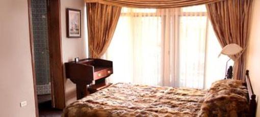 фото отеля Camiro Adventures Bed & Breakfast