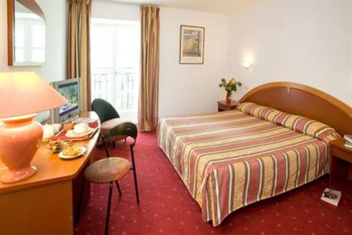 фото отеля Chateau De Lignan Hotel Lignan-sur-Orb