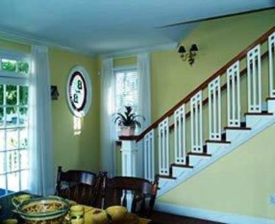 фото отеля Russell Roost Bed and Breakfast