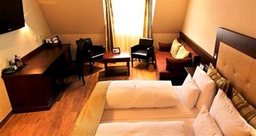 фото отеля Flair Hotel Zum Loewenbrau