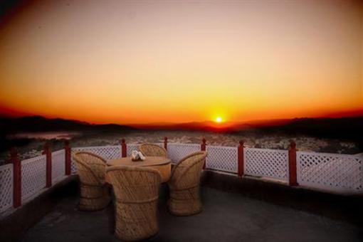 фото отеля Kurabar Haveli