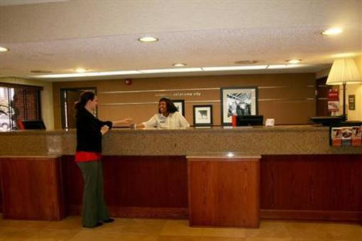 фото отеля Hampton Inn Oklahoma City-Airport