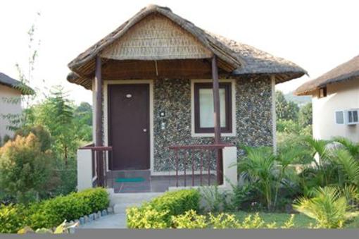 фото отеля Corbett Woodland Inn