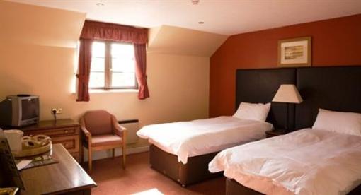 фото отеля The Queens Head Hotel Milton Ernest