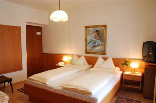 фото отеля Hotel Restaurant Kirchenwirt Velden am Worthersee