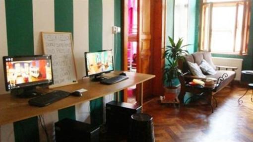 фото отеля Art Hole Hostel