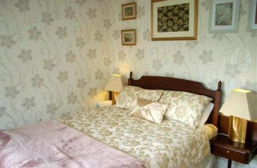 фото отеля Bryn Woodlands House