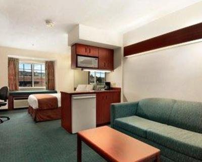 фото отеля Microtel Inn & Suites Meridian