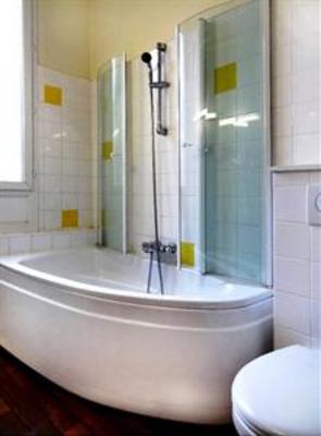 фото отеля Hotel des Carmes