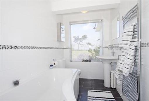 фото отеля Miramar Luxury Holiday Home