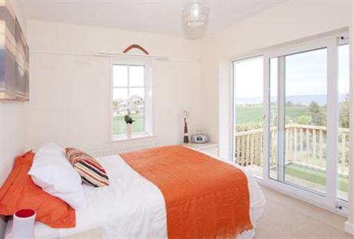фото отеля Miramar Luxury Holiday Home