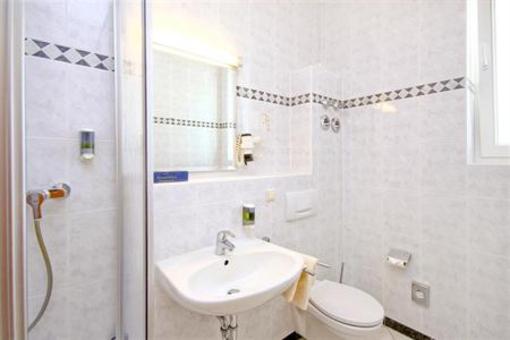 фото отеля Hotel Garni Getreuer Eckart Binz