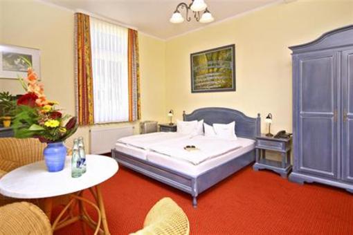 фото отеля Hotel Garni Getreuer Eckart Binz