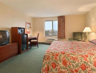 фото отеля Baymont Inn & Suites Hattiesburg
