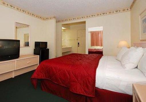 фото отеля Knights Inn and Suites Del Rio