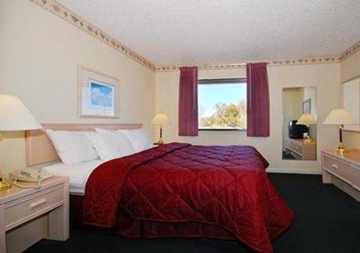 фото отеля Knights Inn and Suites Del Rio