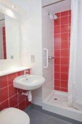 фото отеля Travelodge Hotel Uxbridge Central London