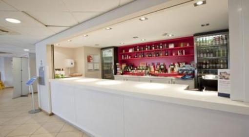 фото отеля Travelodge Hotel Uxbridge Central London