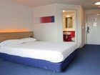 фото отеля Travelodge Hotel Uxbridge Central London