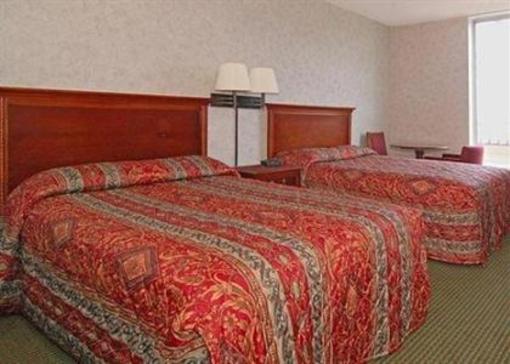 фото отеля Econo Lodge Near Quantico Marine Base