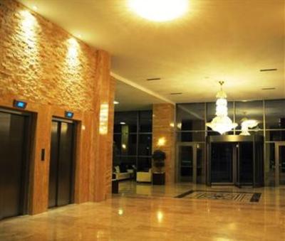 фото отеля North Point Hotel