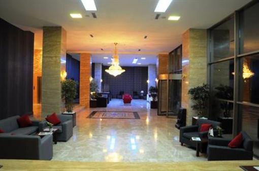 фото отеля North Point Hotel