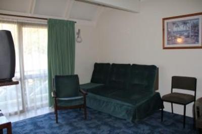фото отеля Admirals Motor Inn