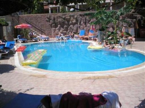 фото отеля The Angel Inn Apartments
