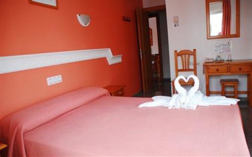 фото отеля Hostal Mary Tere