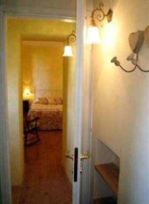 фото отеля La Rocchetta B&B Lago Di Garda