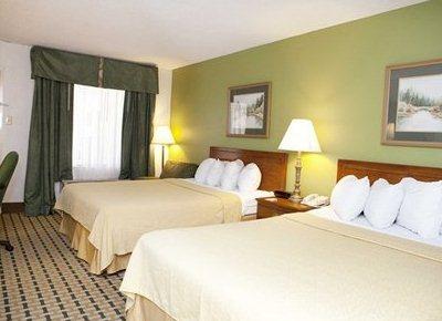 фото отеля Quality Inn Morganton I40