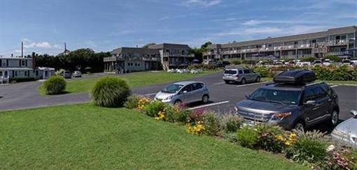 фото отеля Hartman's Briney Breezes Motel