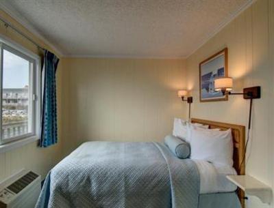фото отеля Hartman's Briney Breezes Motel