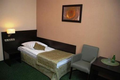 фото отеля Hotel Topaz Poznan