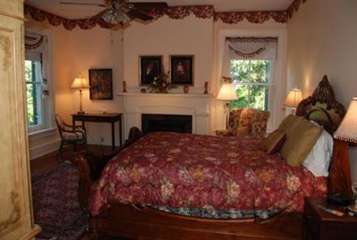 фото отеля Rockwood Manor B & B