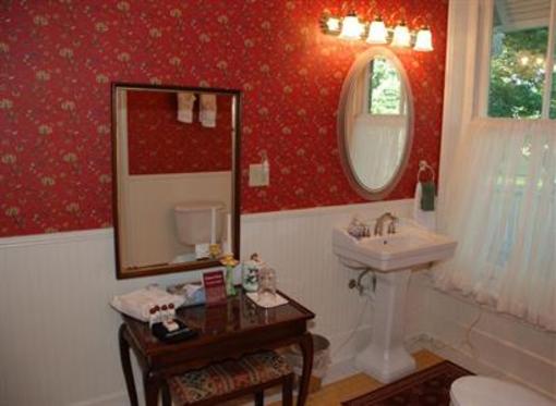 фото отеля Rockwood Manor B & B
