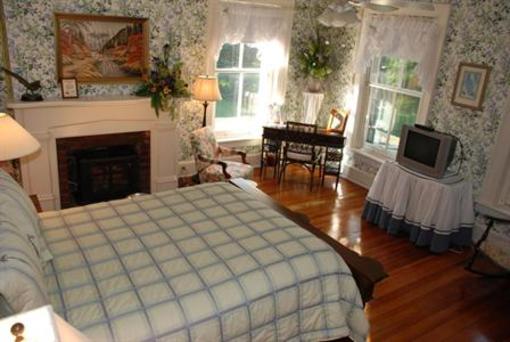 фото отеля Rockwood Manor B & B