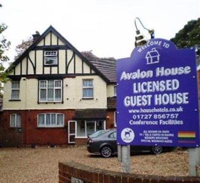 фото отеля Avalon Guest House St Albans