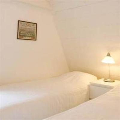 фото отеля Authentic Jordaan Apartment