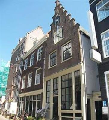 фото отеля Authentic Jordaan Apartment