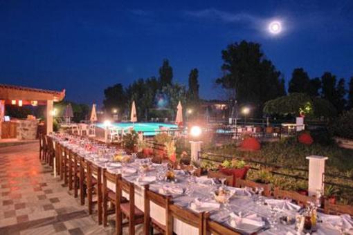 фото отеля Pela Hotel