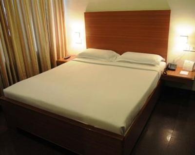 фото отеля Hotel Gokulam Park