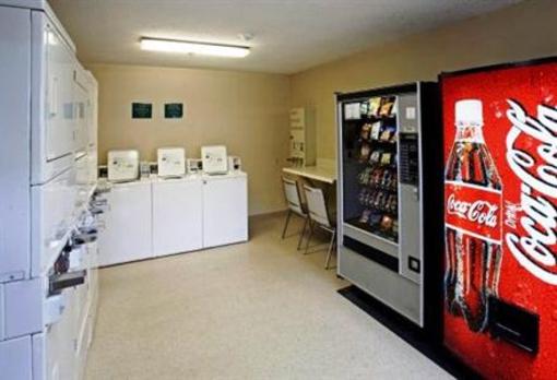 фото отеля Extended Stay America - Raleigh - North Raleigh - Wake Towne Drive